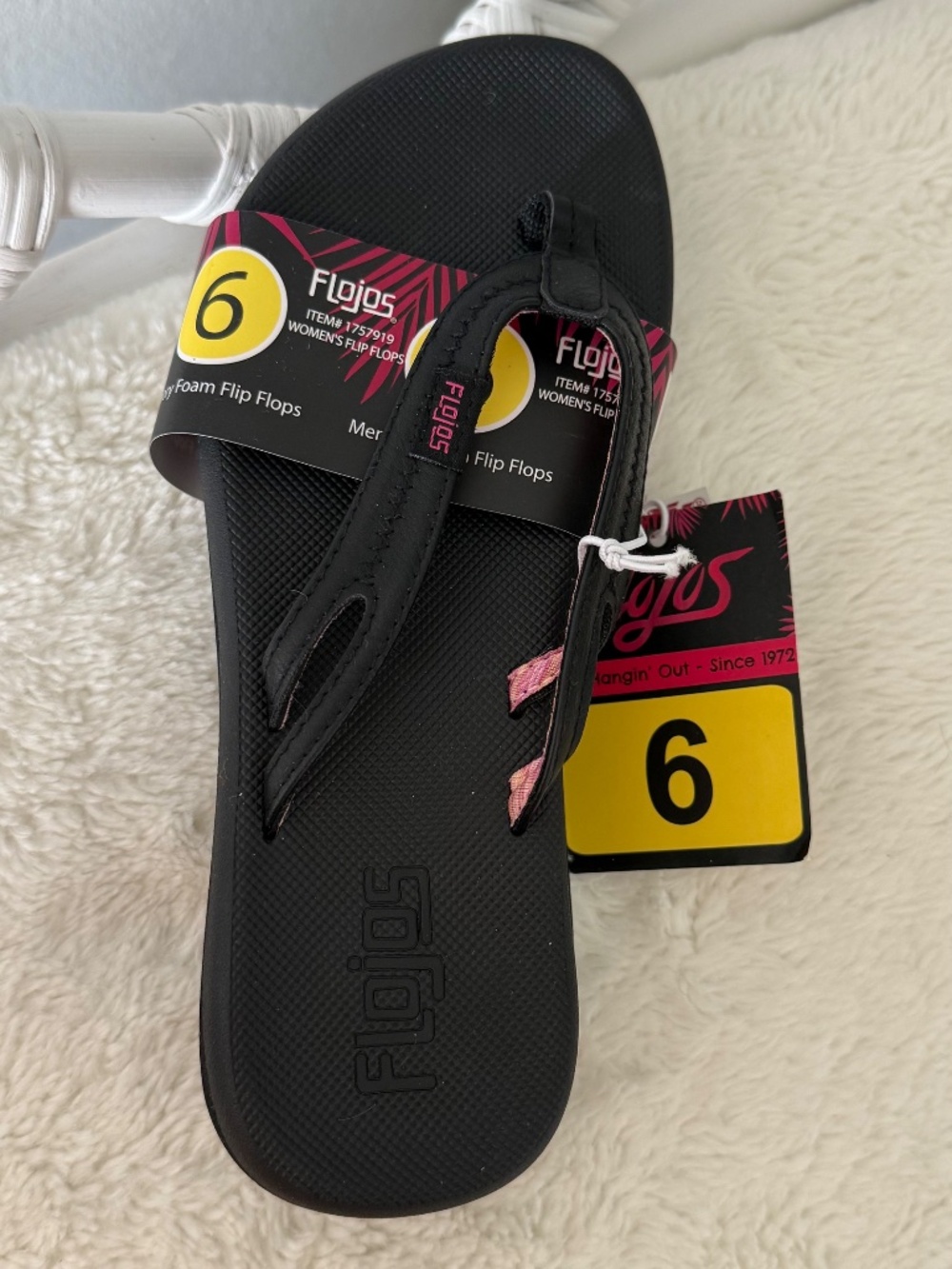 Flojos Women's Memory Foam Flip Flops Black Pink Size 6 NWT